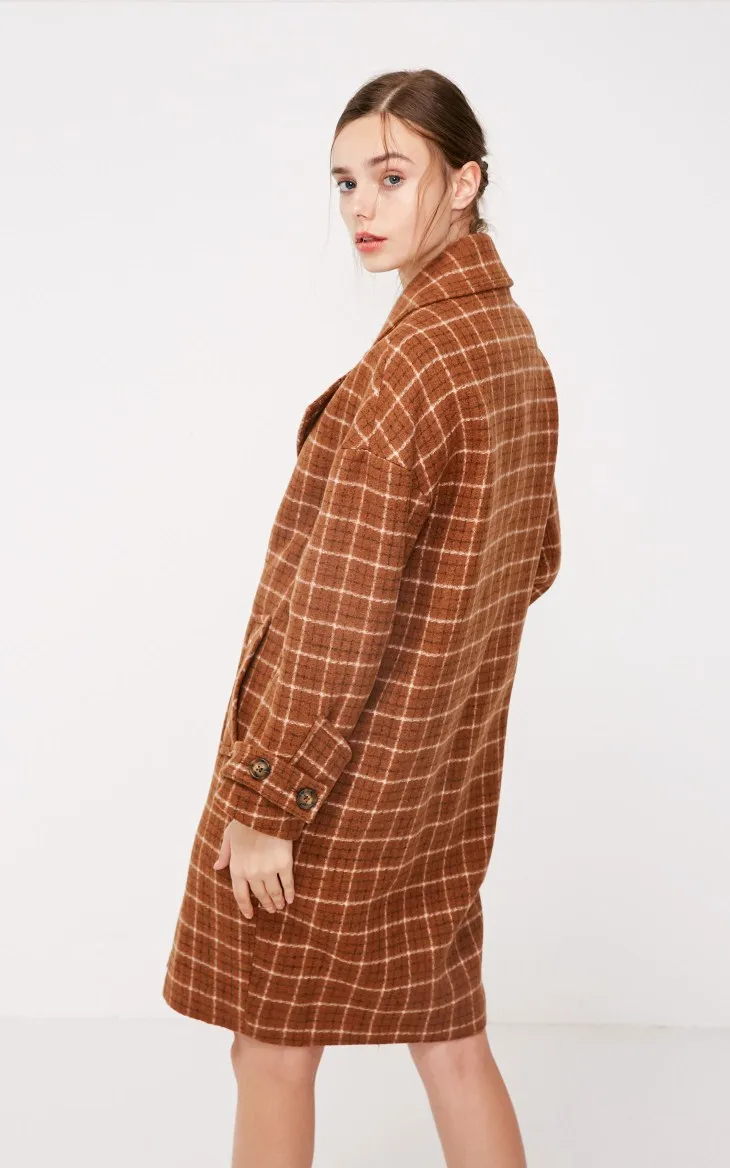 Vero Moda зимнее клетчатое длинное шерстяное пальто с лацканами | 318327551