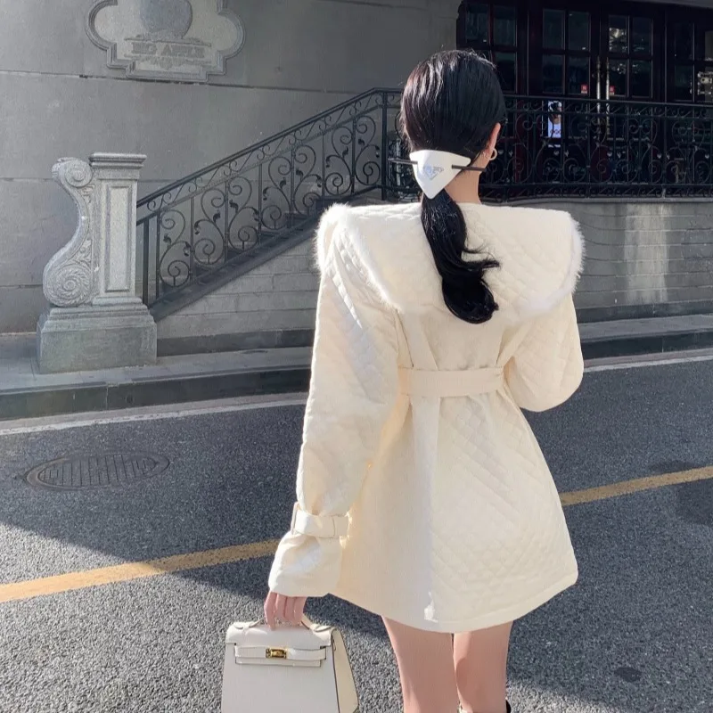 Женская куртка 2022 зимнее Стеганое пальто средней длины со шнуровкой и шерстяным