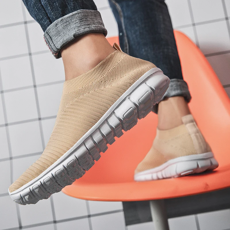 

fashion men casual shoes 2020 light trainers male footerar slip on flats men vulcanize shoes Couple sneakers plus 35-47 cheap