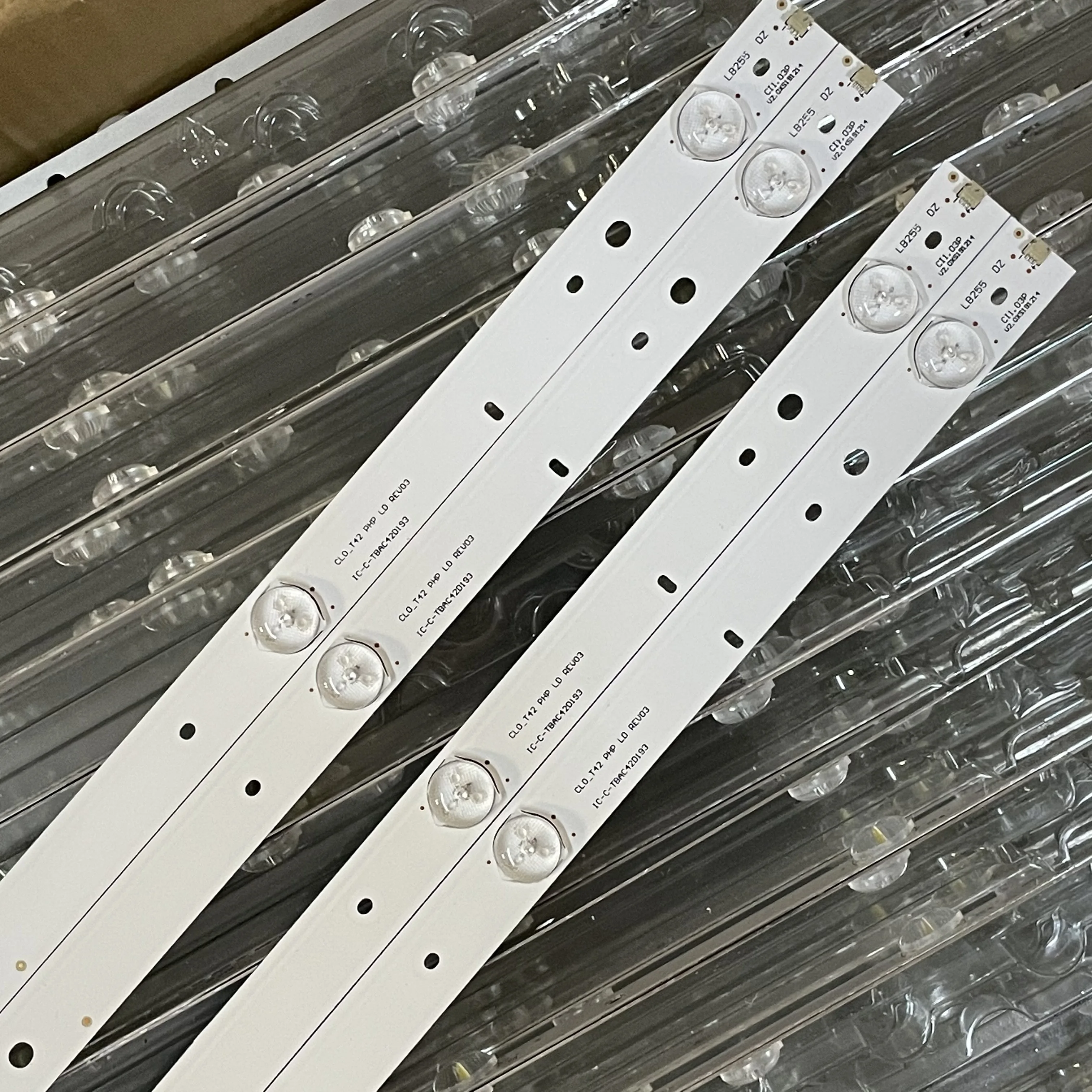 Фото Светодиодный Подсветка полосы 6 Ампер для PHILIPS 42 ''ТВ IC-C-TBAC42D193 CLO_T42 РНР LD REV0.3 42PFL3188H/12 TPT420H2 6В/светодиодный №2