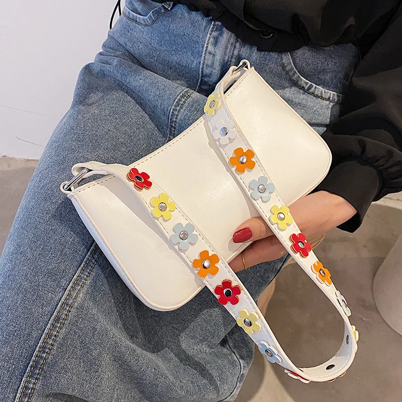 

Flower Shoulder Strap Design Small PU Leather Crossbody Bags for Women 2021 Branded Luxury Simple Travel Ladies Handbags