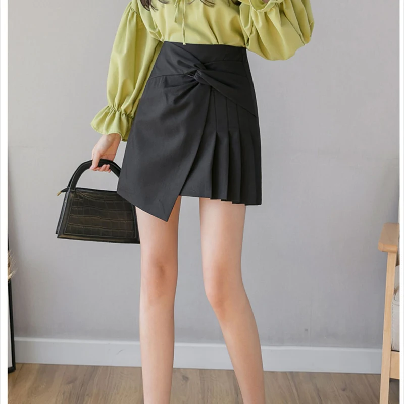 Юбка женская плиссированная короткая с завязкой спереди трапециевидная офисная