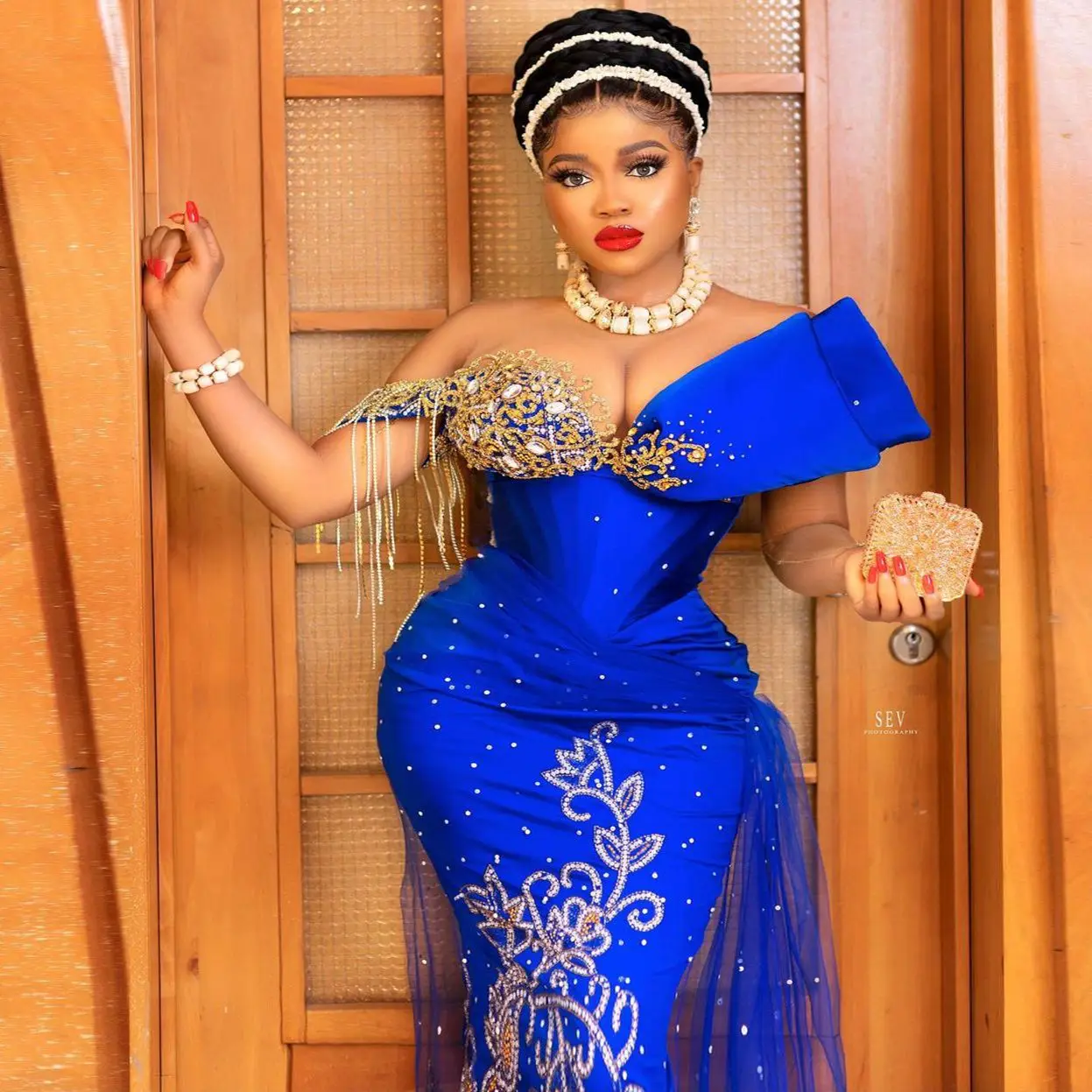 

Royal blue tulle V-neck fringed satin mermaid evening dress rhinestone prom party party dress plus size aso ebi