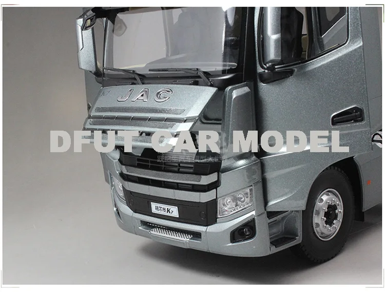 Scale 1:24 JAC K7 Truck Model Diecast Metal Alloy Car Model Toy Gift For Collection With Free Shipping