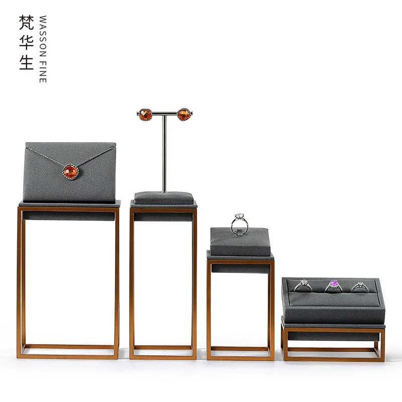 Metal jewelry display racks, rings, earrings, necklaces, jewelry display props, window decoration set