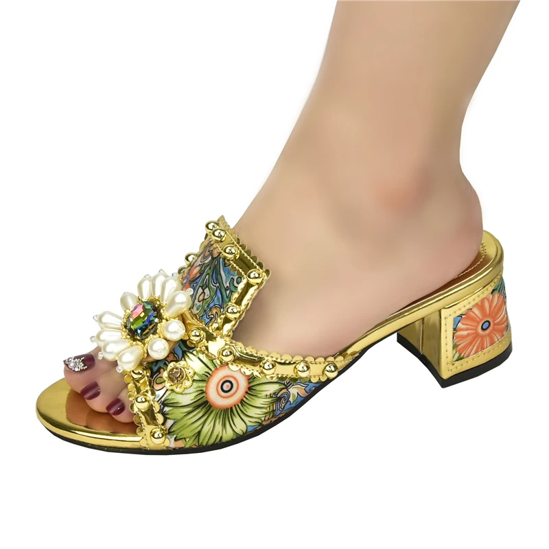 

New Fashion Designer Shoes Women Luxury 2021 Womens Dress Shoes Square Toe Italian Women Wedding Shoes Decorated with Rhinestone