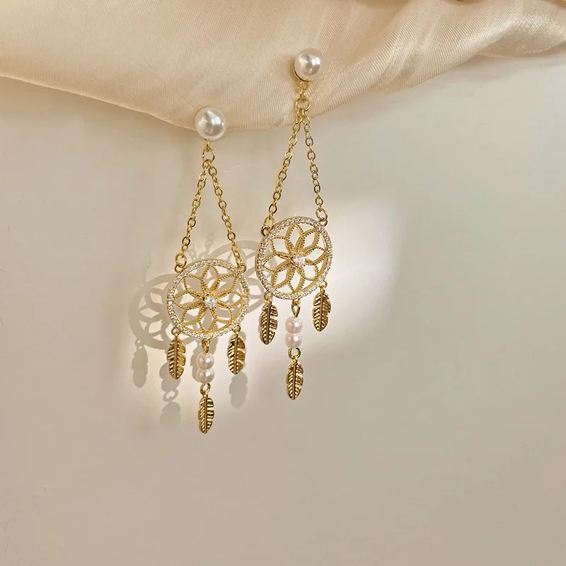 Простые висячие серьги с кисточками женские длинные вырезами подвески