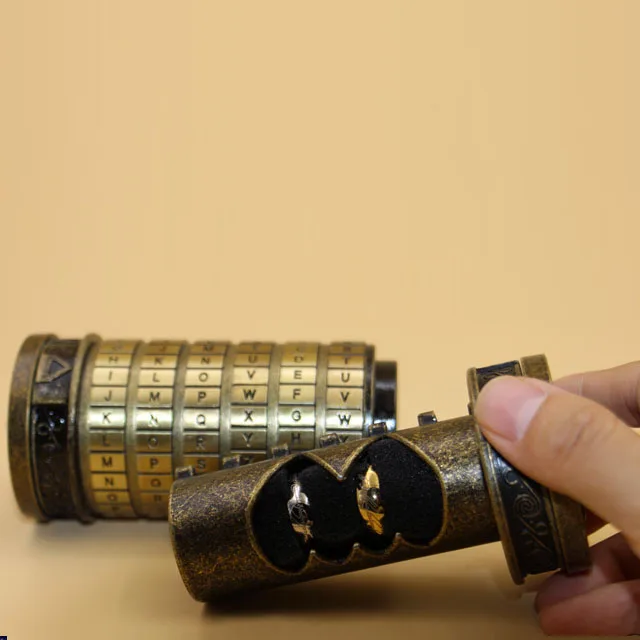 The Leonardo Da Vinci Code Mini Metal Cryptex For Wedding Valentine's Day creative Gift Educational Toys Escape Room Lock Locker | Игрушки