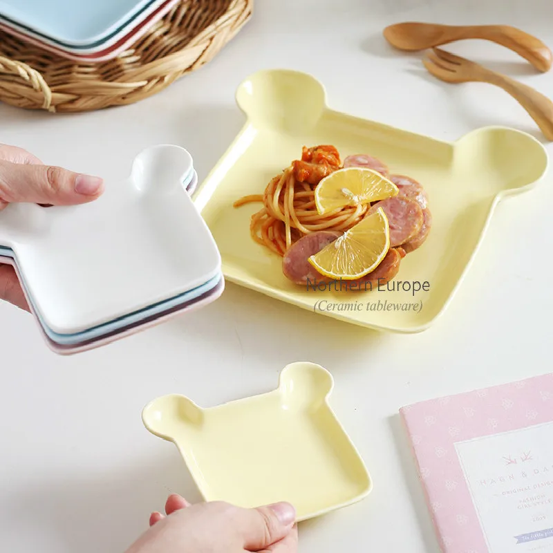 Керамическая тарелка с милым маленьким медведем Детская для завтрака риса