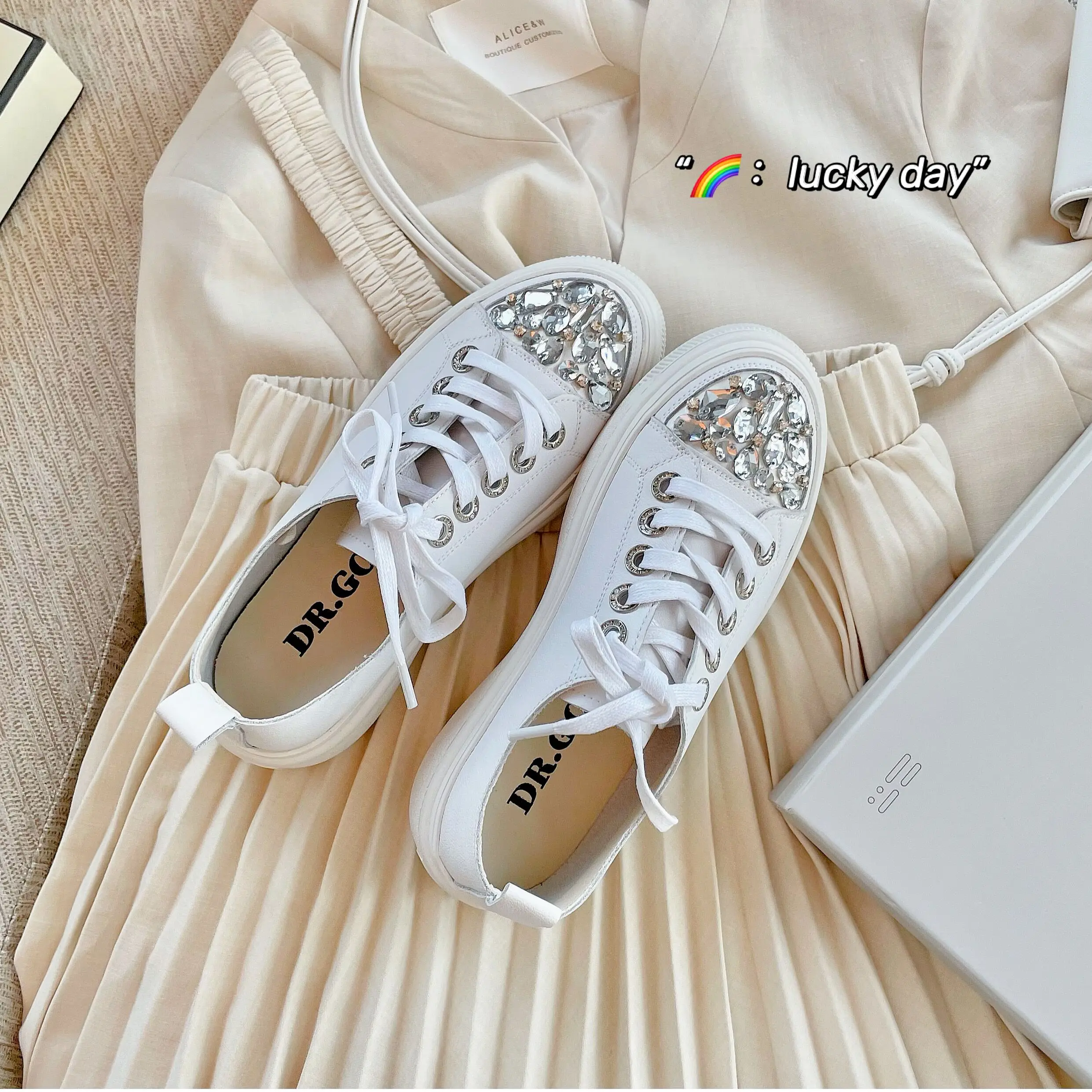 

Туфли женские на плоской подошве, Вулканизированная подошва, спортивные лоферы, модная Роскошная обувь со стразами