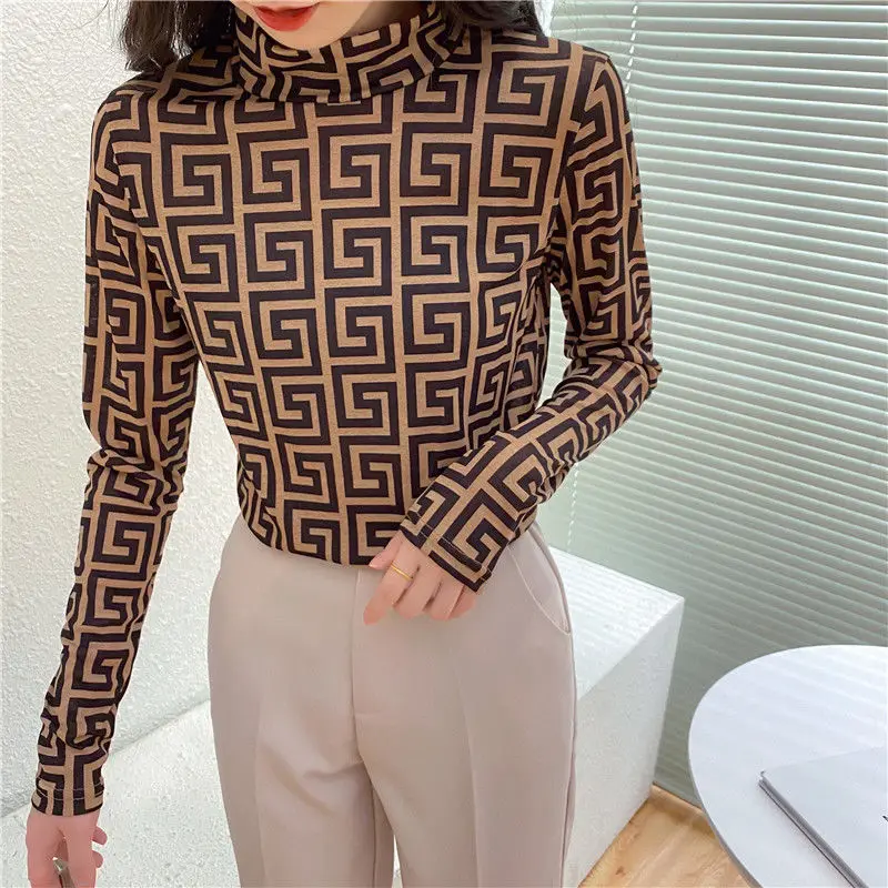 

Base coat women's long sleeve T-shirt 2020 spring and autumn small shirt high collar with retro Plaid top