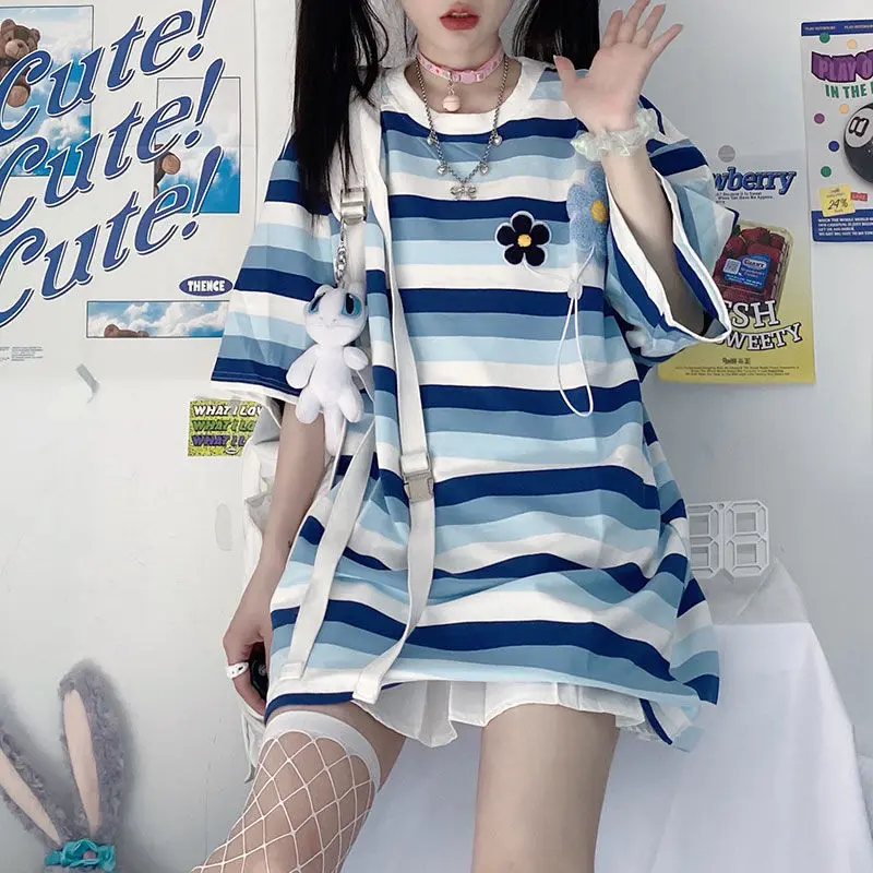 

Sweet girl cute Japanese street pink stripe shirt flowers Harajuku kawaii casual top Ulzzang loose summer women's cotton T-shirt