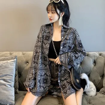 Spring Women Retro Shirts Design Sense Niche Printing Casual Long-sleeved Blouse Tops 1