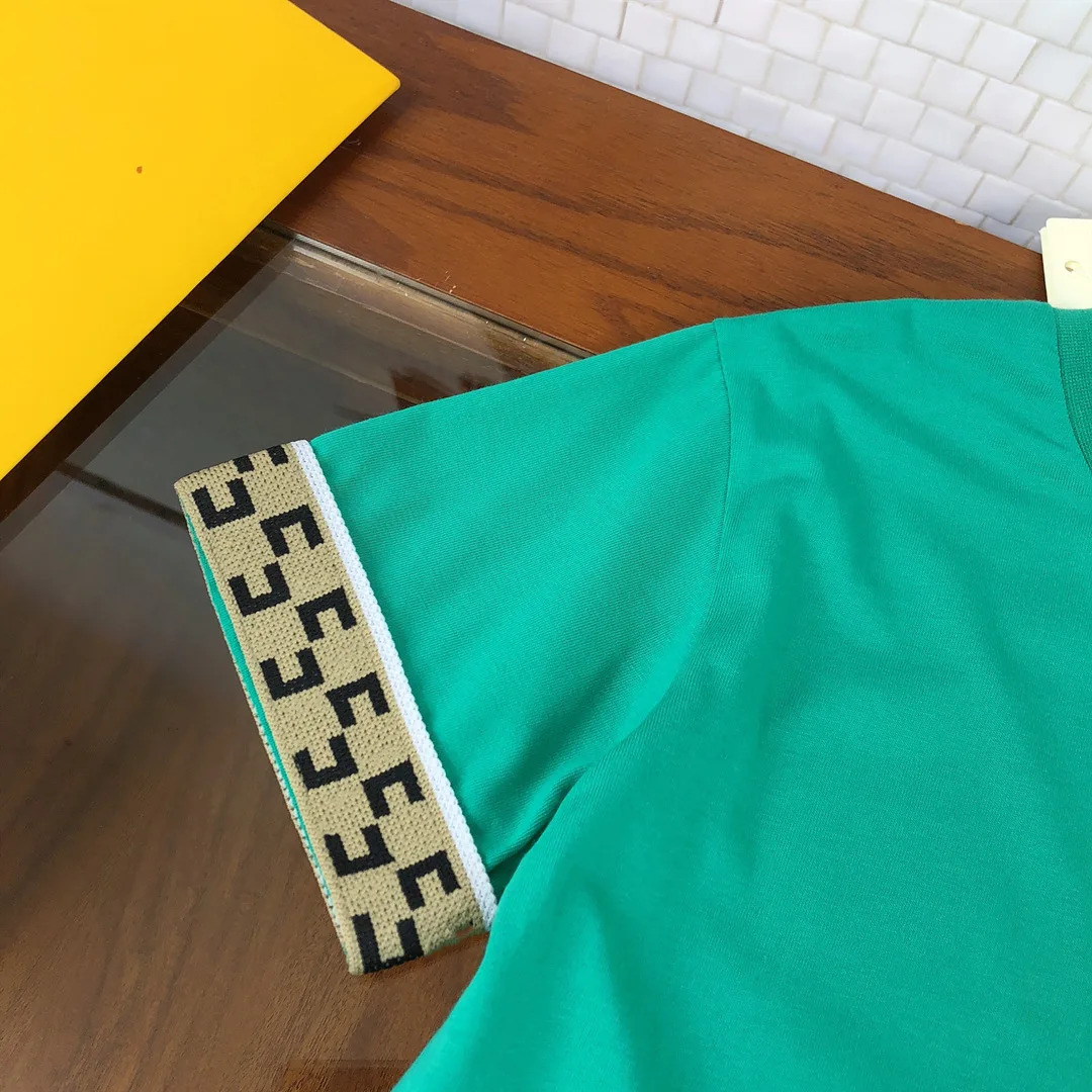 

Children's summer clothing 2021 new boys' suits, big children's loose casual European and American short-sleeved shorts two-piec