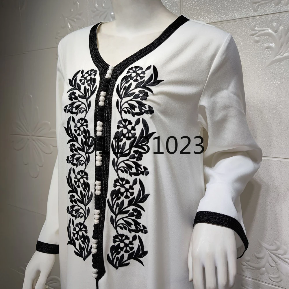 Black White Abaya Dubai Turkey Muslim Hijab Dress 2021 Evening Gowns Bohemian Kaftan Long Sleeve Kimono Islamic Clothing Robe |