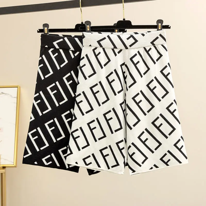 

2021 Spring and Summer New Shorts Knitted Ice Silk Wide Leg Pants Women's Capris High Waist Korean Leisure Jacquard Loose Pants