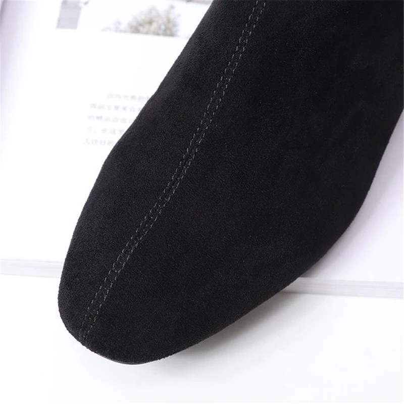 Женская обувь ботинки на шнуровке 2019 г. Новые модные меховые с буквенным принтом