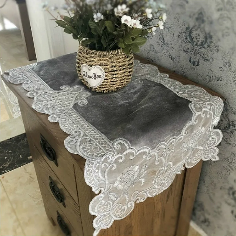 European Velvet Lace Embroidery Trim Fashion Retro Table Cloth Coaster Tablecloth Cup Mat Square Coffee Doilies Toalha De Mesa