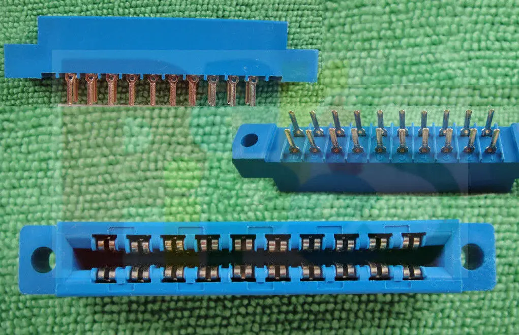 

1pcs Card Edge Connector Double Row 2x10 20 Pin 3.96mm Pitch Slot Solder Socket