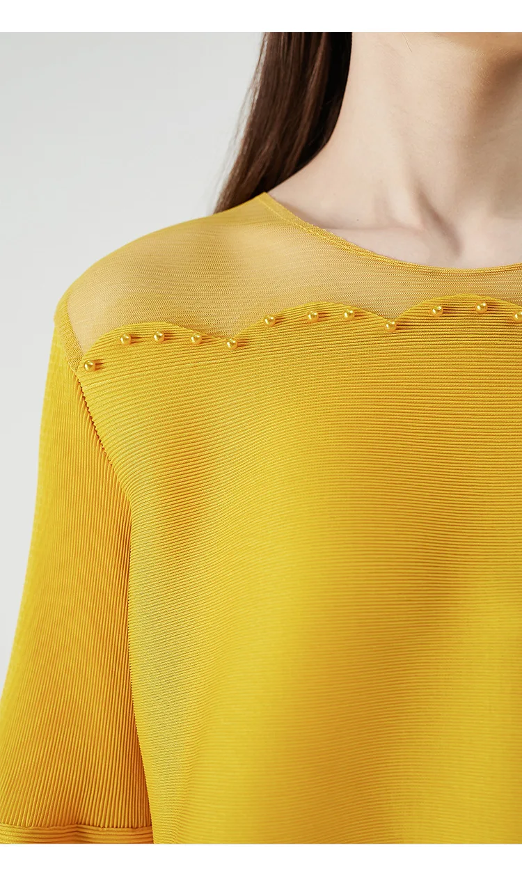 

HOT SELLING Miyake fold three quarter o-neck solid T-shirt +Straight-leg pants Beaded Fight mesh suit IN STOCK