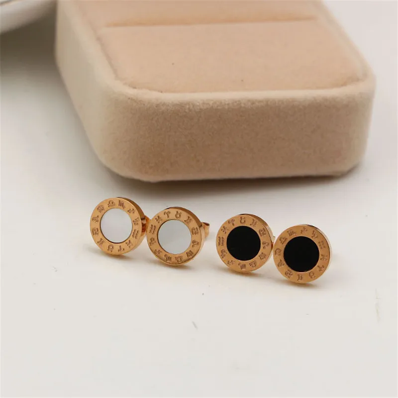 Серьги-гвоздики женские из нержавеющей стали с белой раковиной и черной эмалью |