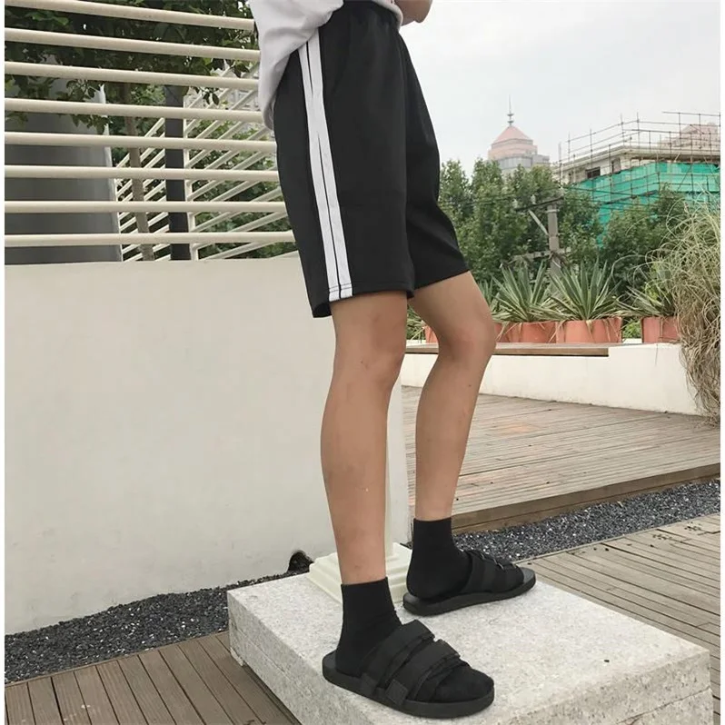 

2019 new sports shorts women's summer wear bf wind straight Korean version of loose casual wild ins five