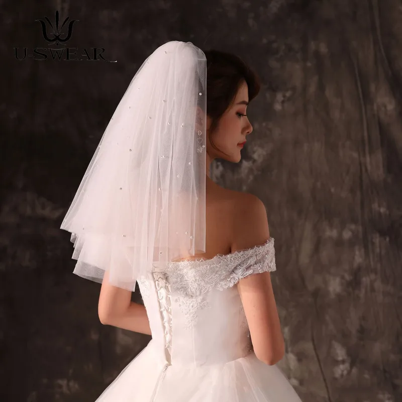 Короткая фата принцессы двухслойная с жемчугом металлической расческой для