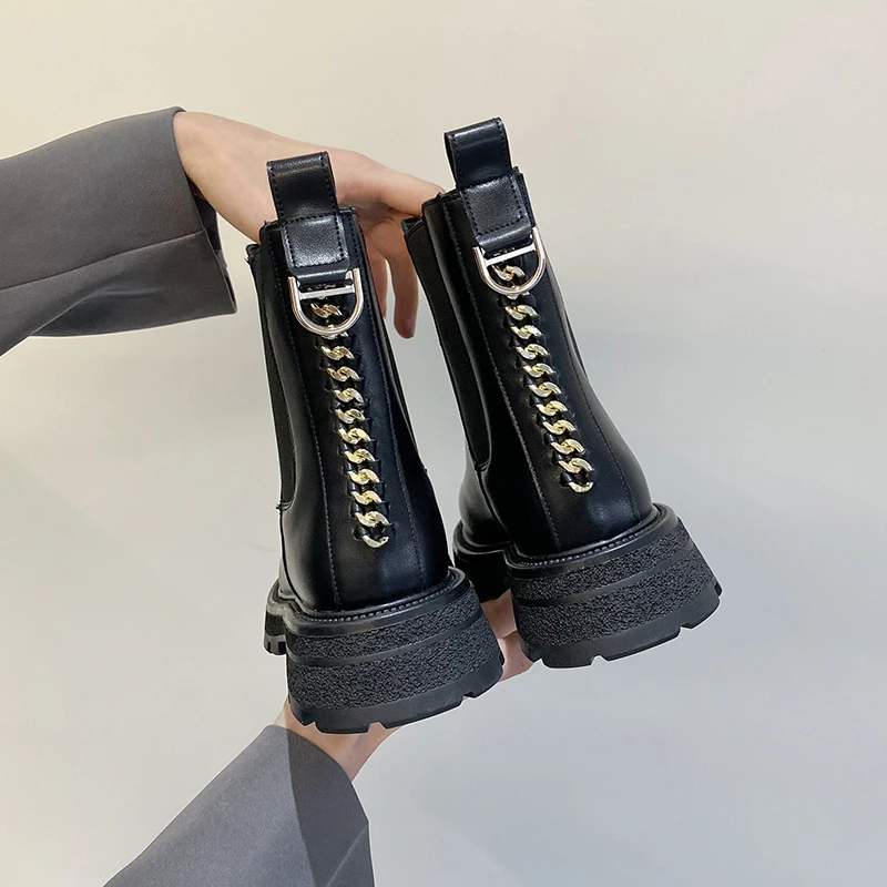 

2021 New Women's Short Boots Solid Color Round Toe Metal Decorative Square Heel Platform Lightweight Comfortable Women's Boots