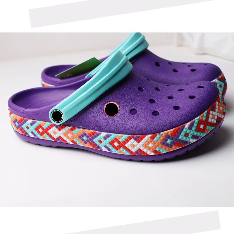 

Men Slippers Beach Sandals Hole Shoes Cro Rainbow Garden Shoes Thick Soles Antiskid Massage Breathable Wear Resistant Fashion