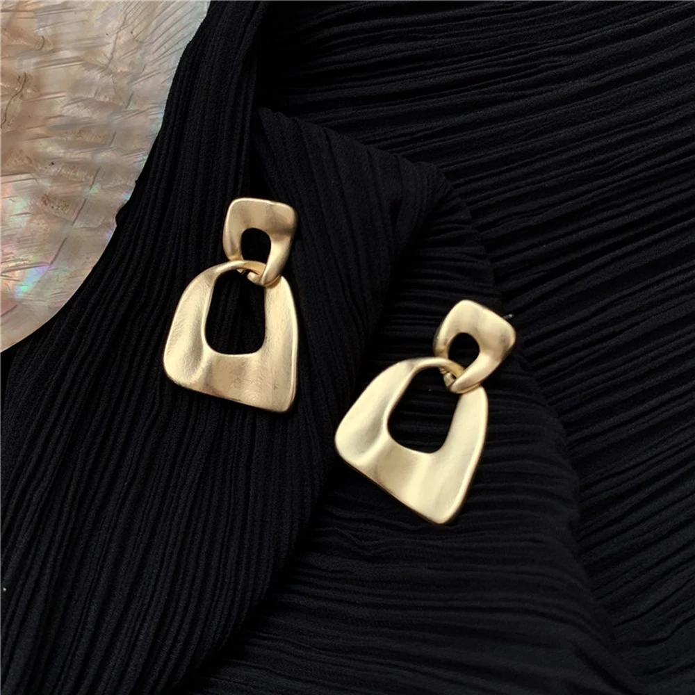 

Han Edition Earrings Contracted Fashion Personality Temperament Hyperbole Geometric Stud Earrings Women Fine Jewelry Gift