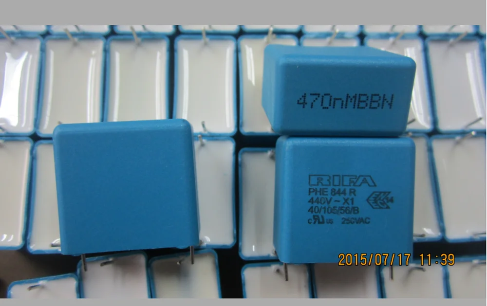 Конденсатор PHE844RD6470MR06L2: полипропилен X1 470 НФ 480 В переменного тока ± 20% THT -40