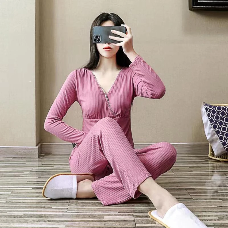 

Maternity Nightgown Breastfeeding Pajamas Pregnancy Sleepwear Women Nursing Pajamas Set Good Stretch Emotion Moms Free shipping