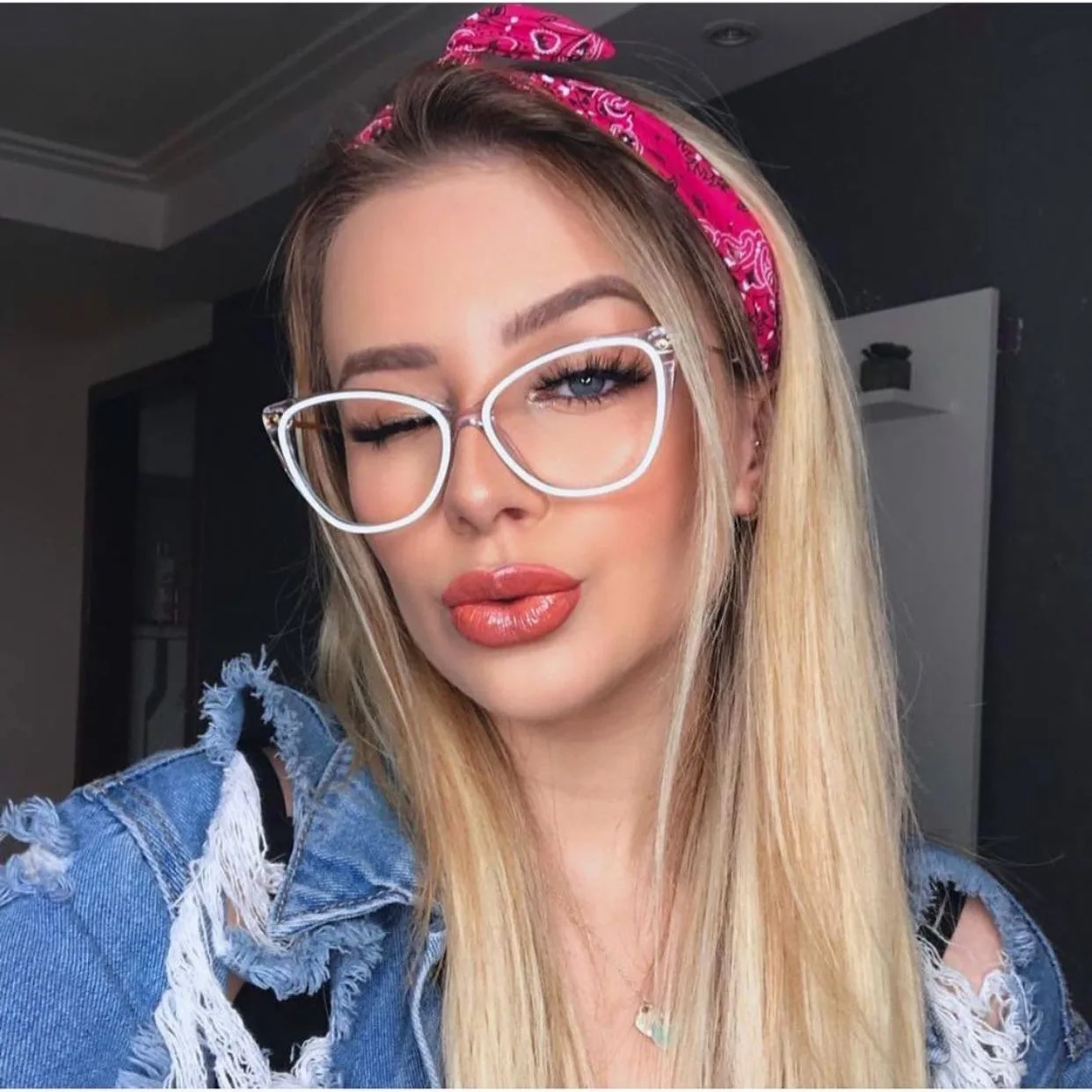

80038 TR90 Anti-blue Light Ladies Cat Eye Glasses Frame Spring Legs Men Women Optical Fashion Computer Eyeglasses