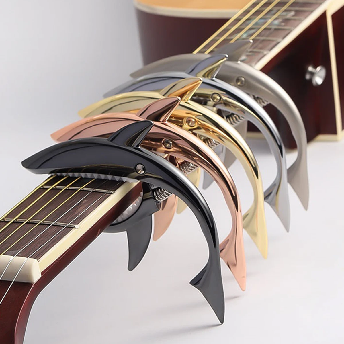 Каподастр для гитары в форме акулы быстросменный зажим настройки триггер клавиш