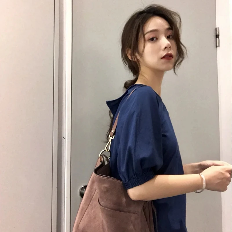 

2021 New Ladies Designer Handbags Black Luxury Retro Handbags Fashion High-end Ladies Messenger Bag Ladies Shoulder Bag 005