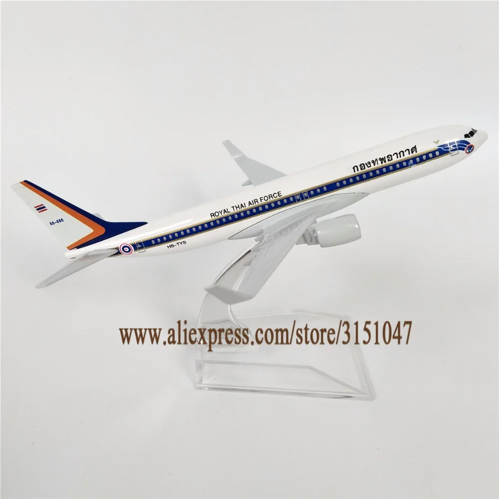 Модель самолета B737 авиакомпании Royal Thai Air FORCE из металлического сплава модель Boeing