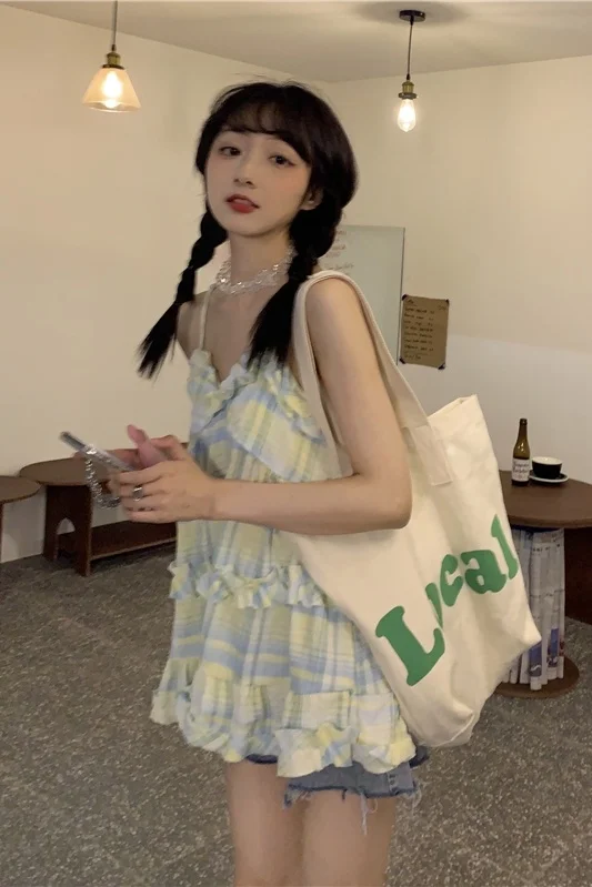 Женский жилет с V-образным вырезом без рукавов | Женская одежда