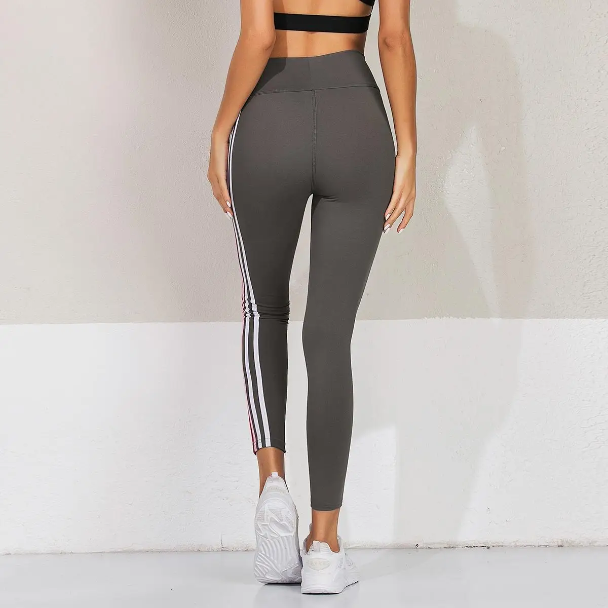 

Seamless Legging Women Fitness Push Up High Waist Gym Elastic Sportswear Running Yoga Pants