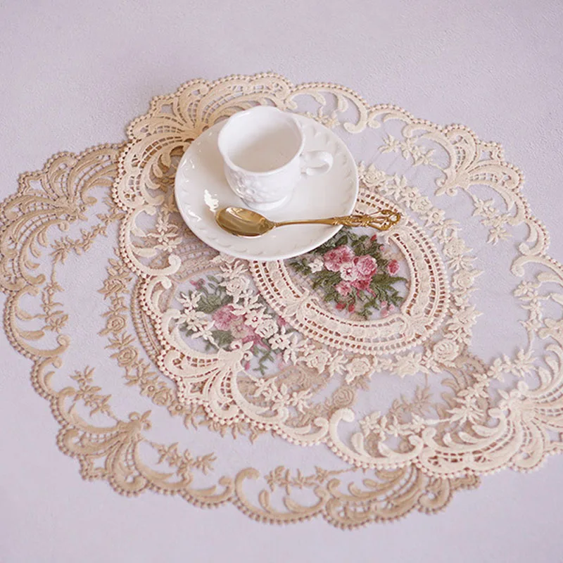 

Vintage French Lace Tablecloth Romantic Girly Style Embroidered Lace Tablecloth Pastoral European Bedside Table Mat