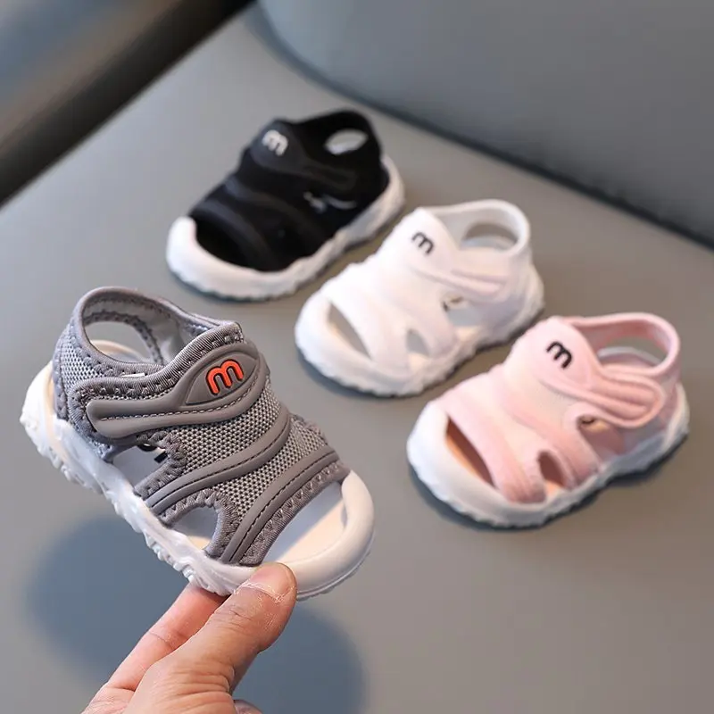 

2021 New Boys Girls Baby Summer Sandals Cut-outs Canvas Shoes Toddler Infant Letter Designer Shoes for Kids Flat Heels E03286