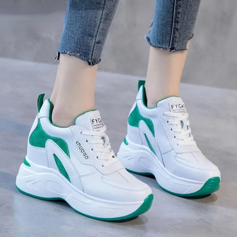 2021 Designer Hidden Wedges Shoes For Women White Sneakers Vulcanized Shoes Women's Platform Sneakers Cool Girls Shoes Elevator