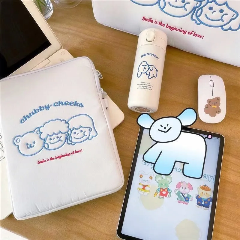 

New 13Inch Cute Bear Laptop Sleeve Bag For Mac Ipad Pro 9.7 10.8 11 15 inch Cartoon Boy Girl Laptop Tablet Inner Case Bag