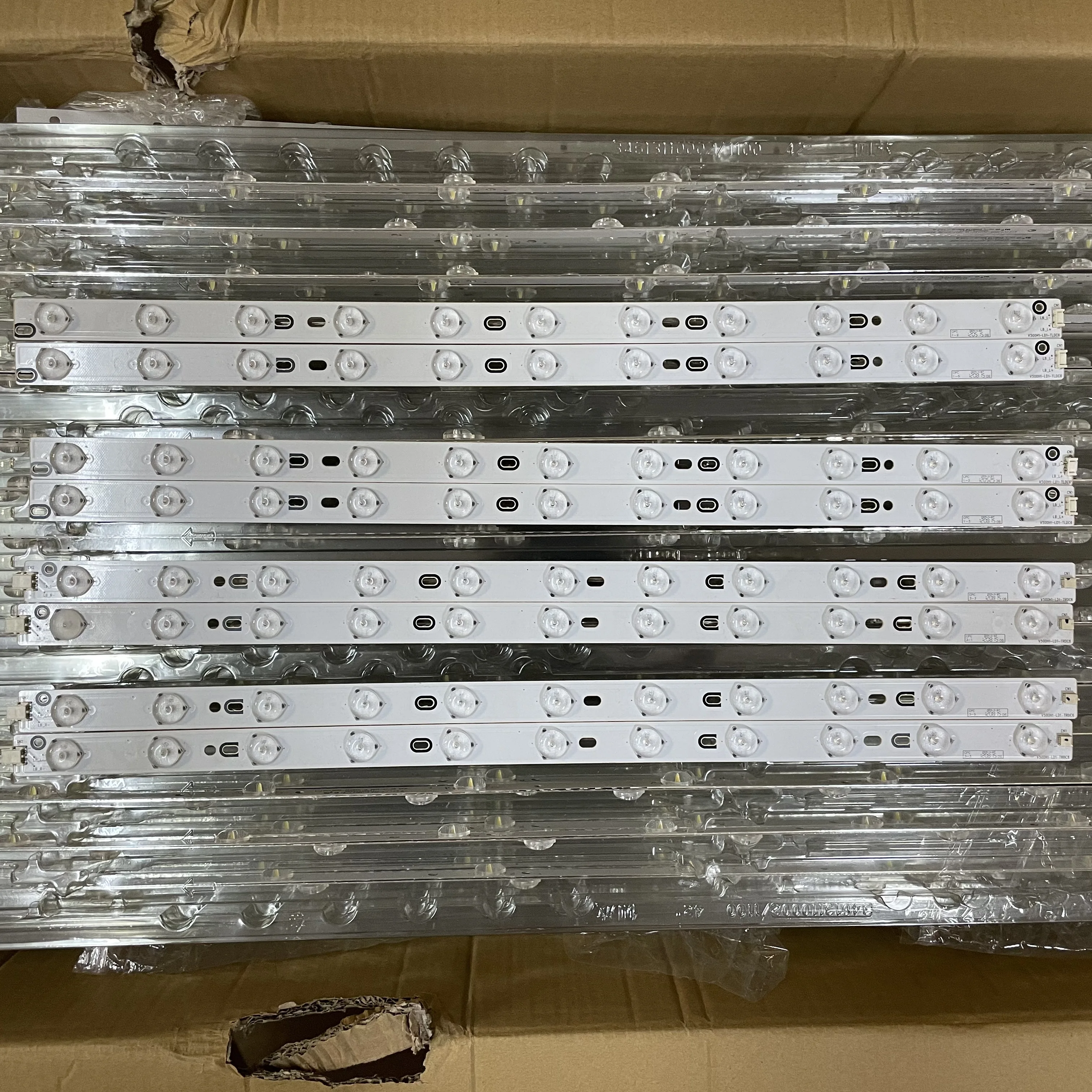Фонарь (8) фонарь фонарик для 50L2200U 50LB45RQ 50M2U