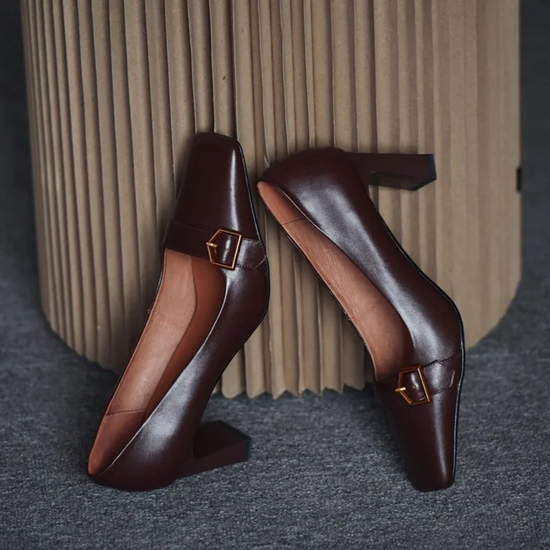 

2021 VIVAIA Women's French Style Square Head Pumps Belt Buckle Shallow Heels Coarse Single Shoes Wholesale Women's Shoes