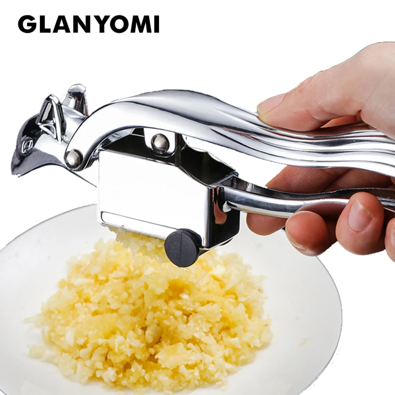 Squirrel Shaped Garlic Press Professional Zinc Alloy Garlic Crusher Mincer with Ergonomic Handle Rust Proof Easy Squeeze