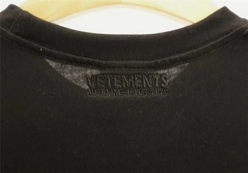 

2021SS VETEMENTS Tee I LOVE PARIS Signature Style Vetements T-shirt Tag Back Embroidery Vetements Men Women Top Tops