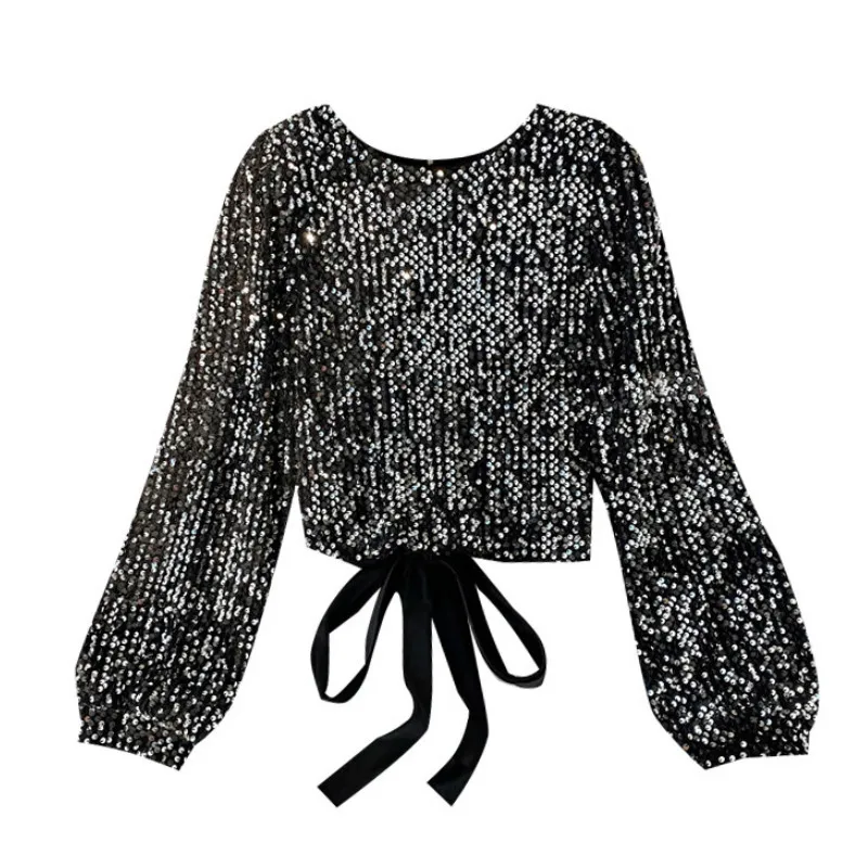 

Винтажные ажурные блузки с блестками и ремнем, блузки с круглым вырезом и бисером, блузки с открытой спиной, кроп-топы на шнуровке, джемперы, ...