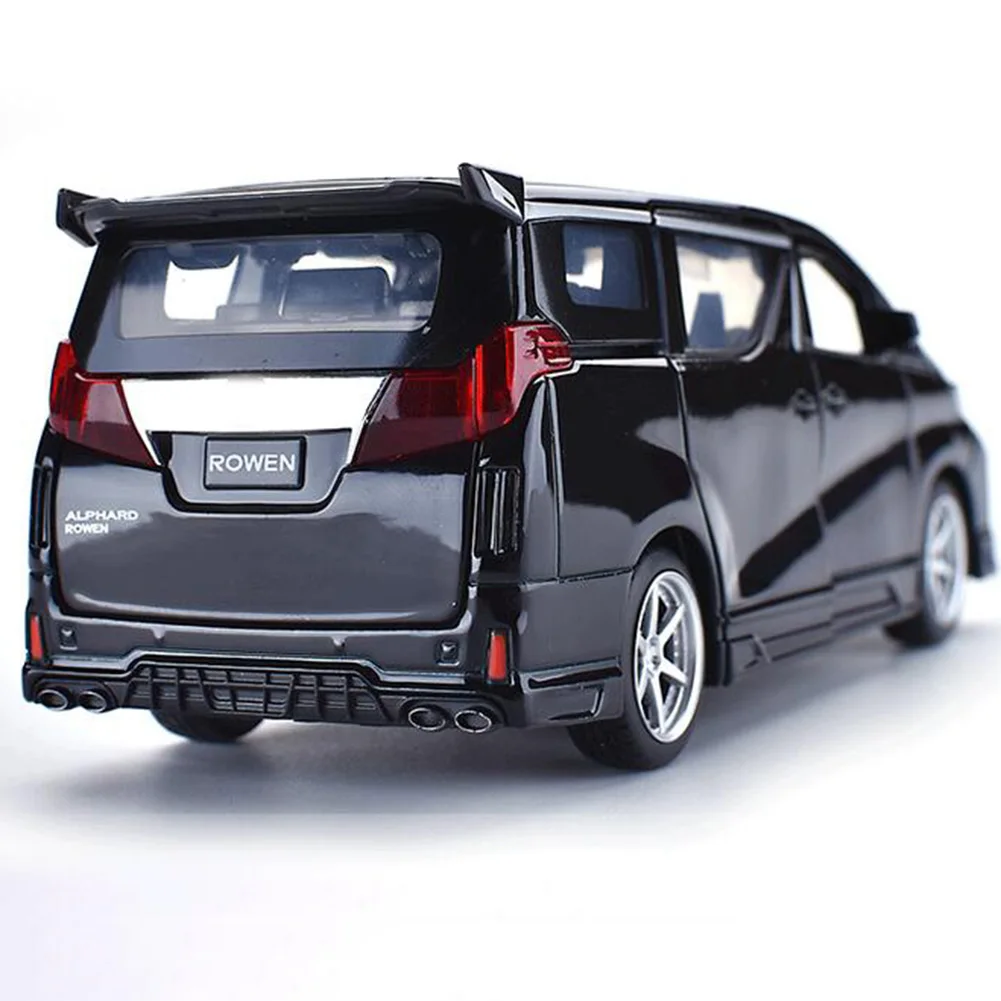 Коллекция 1/32 года миниатюрный автомобиль под давлением для Toyota Alphard светильник