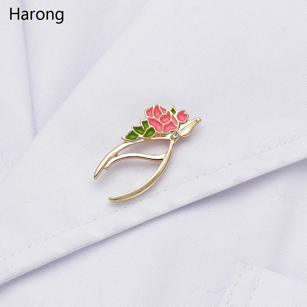 

Fashion Medical Scalpel Pliers Flower Lapel Brooch Pin Quality Alloy Zircon Simple Lapel Pins Badge Jewelry For Doctor Gift