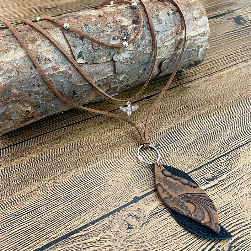 Ожерелье-чокер женское из натуральной кожи с подвеской в виде листа |